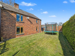 Photo 25- click for photo gallery